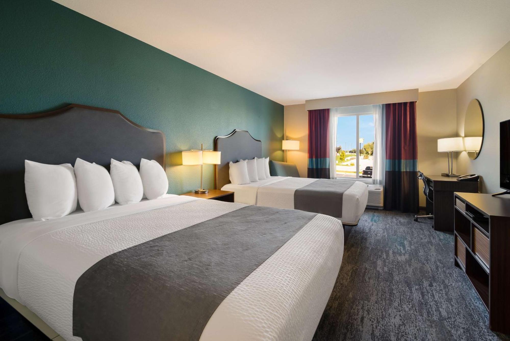 Best Western Roosevelt Place Bismarck Exterior photo