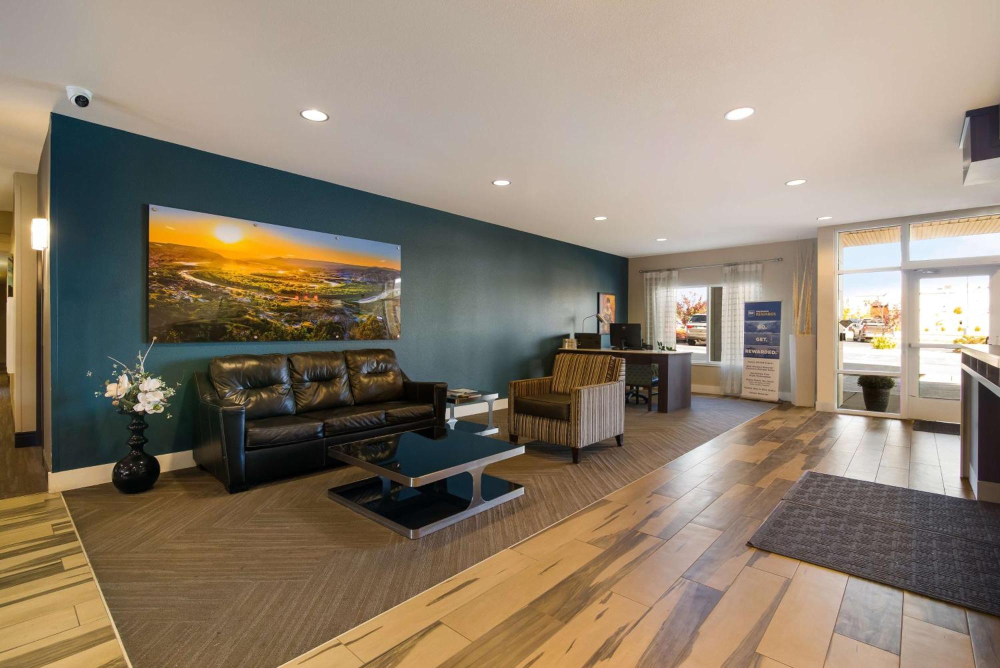 Best Western Roosevelt Place Bismarck Exterior photo