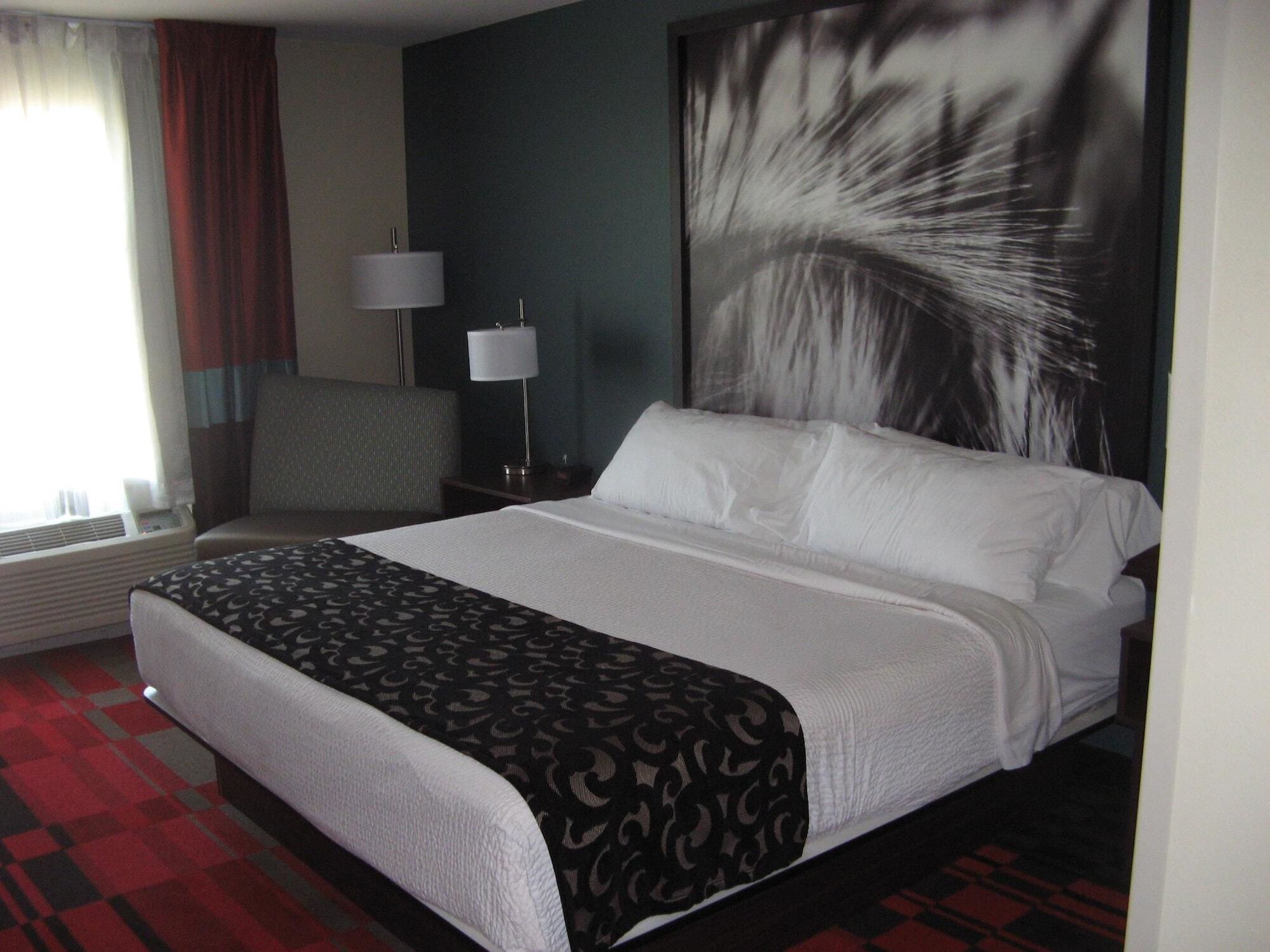 Best Western Roosevelt Place Bismarck Exterior photo